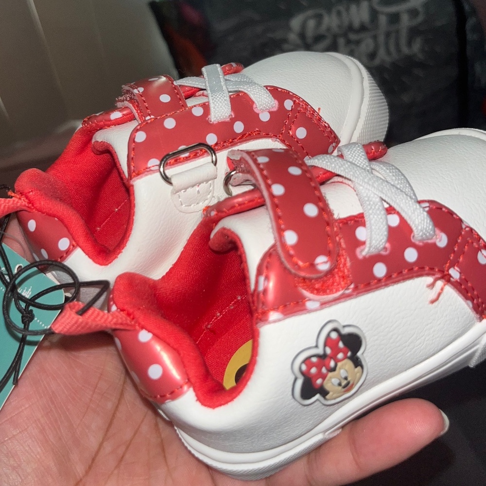 Baby Minnie Mouse sneakers